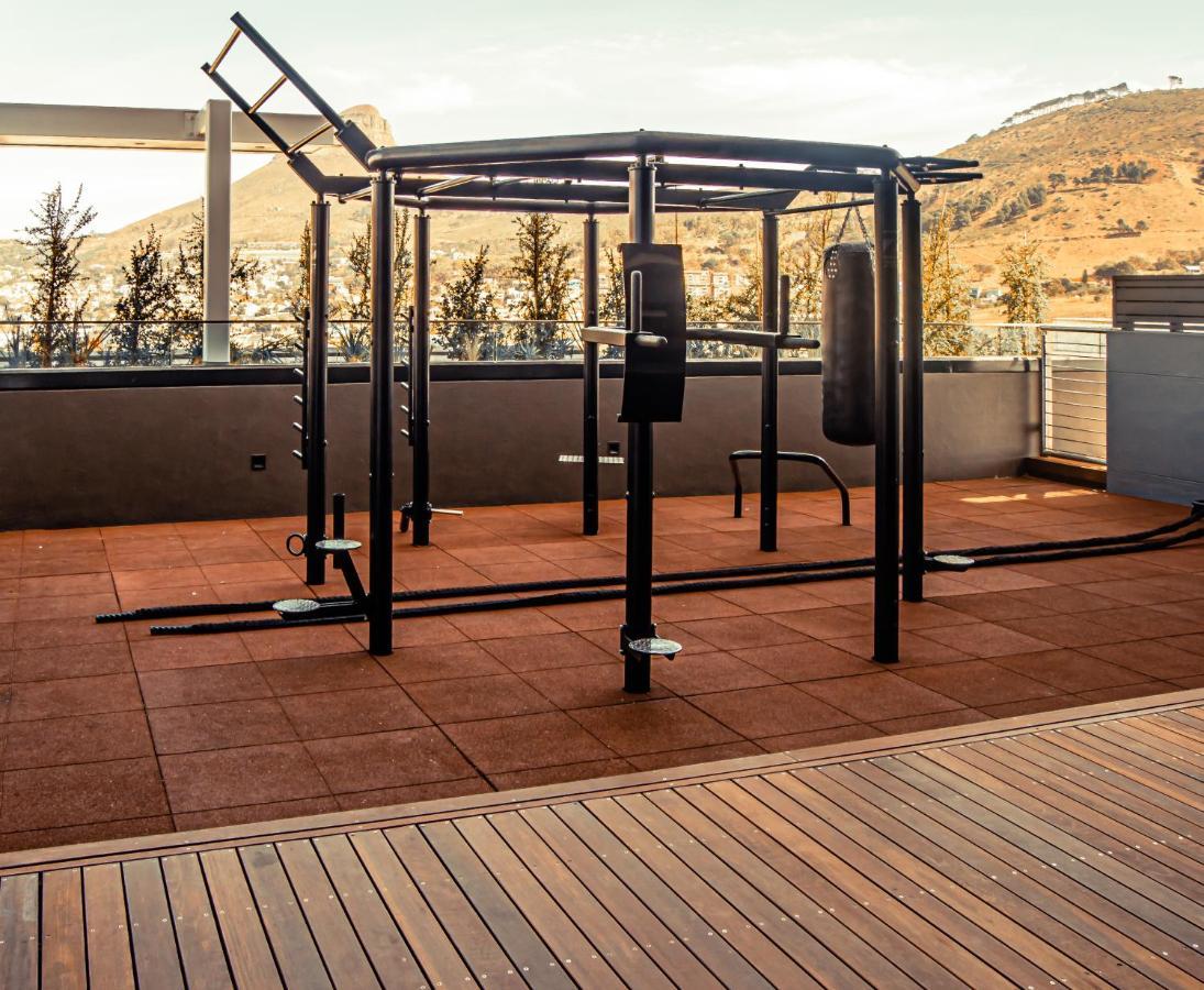 16 On Bree Luxury Studio Apartment With City Mountain Sea Views Cape Town Exterior photo