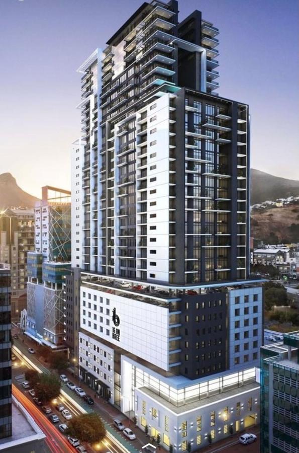 16 On Bree Luxury Studio Apartment With City Mountain Sea Views Cape Town Exterior photo